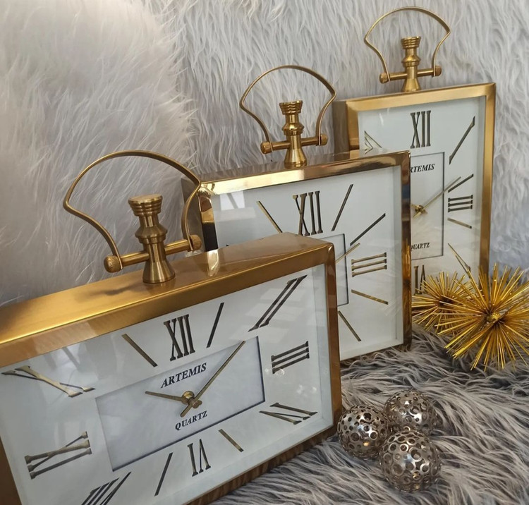 مستطیل افقی و عمودی طلایی با صفحه سفید و مشکی