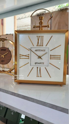 طلایی صفحه سفید