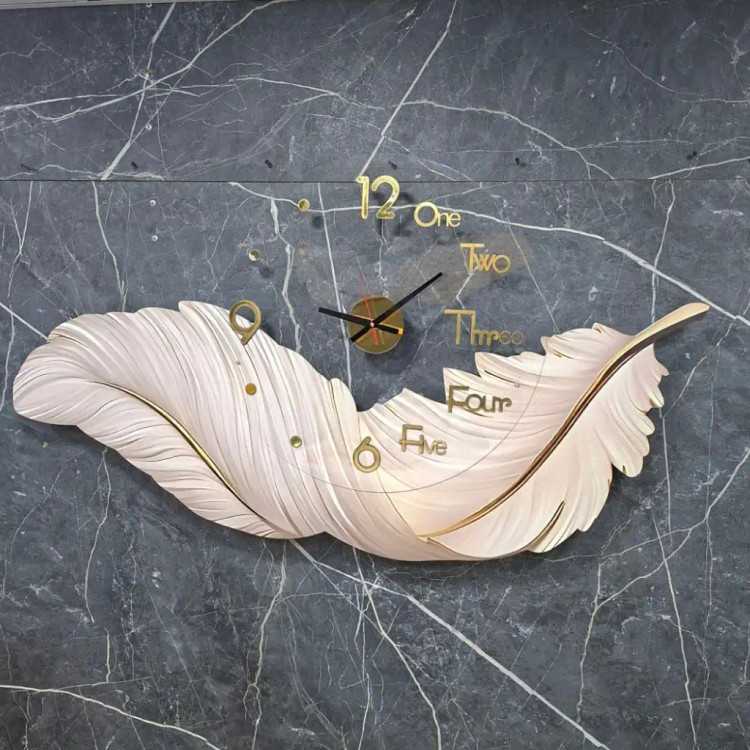 ساعت پر کرم رنگ افقی