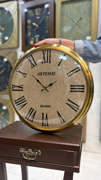 ساعت قطر۴۰ طلایی صفحه شاین