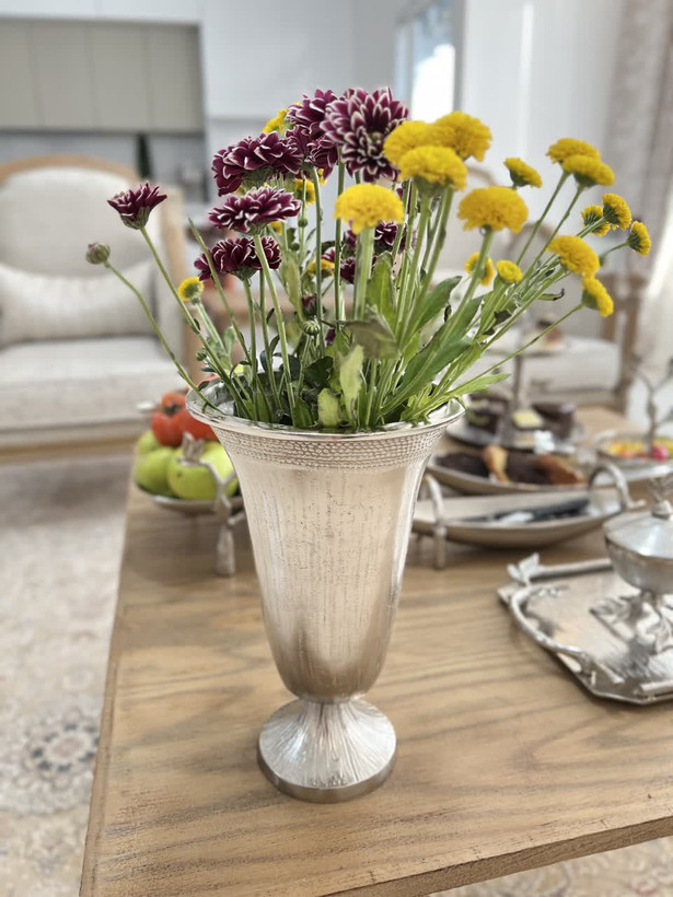 گلدان تک نقره ای آلومینیوم