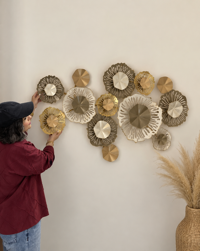 دیوارکوب طلایی آرشیدا